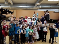 Новогодний праздник для замещающих семей города Мурманска в рамках реализации партийного проекта «России важен каждый ребенок»